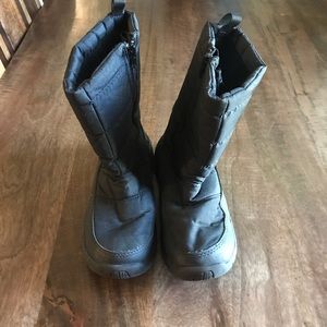 Youth boys snow boots